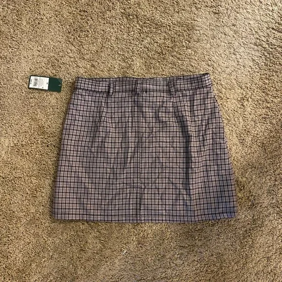 Purple and Black Plaid Skirt - Picture 3 of 3